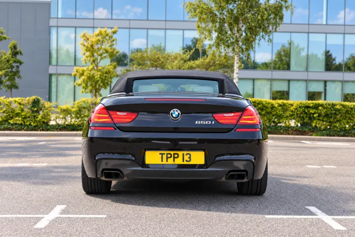 Rear view, roof up