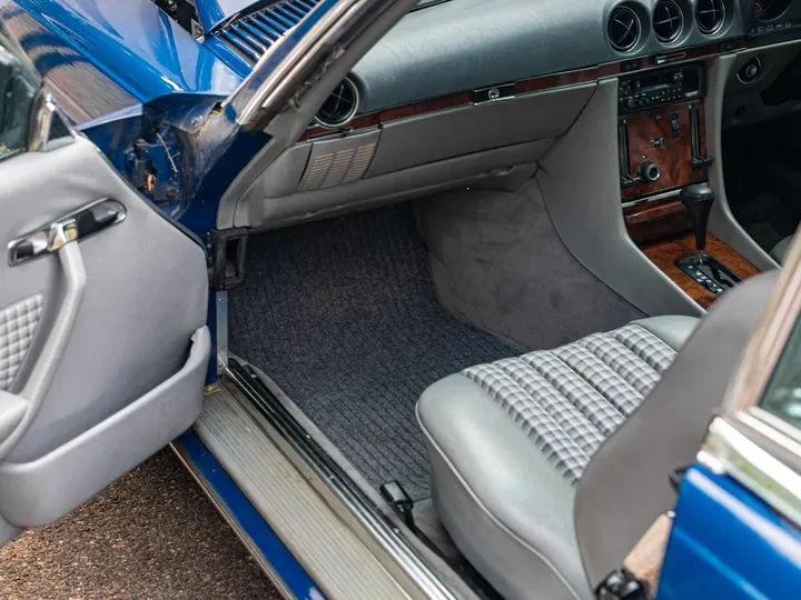 Driver's door open